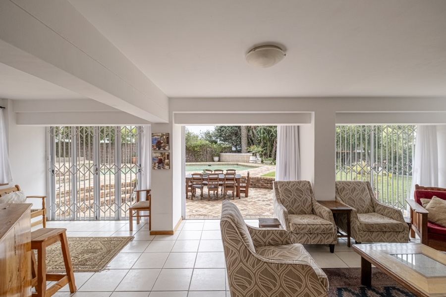 4 Bedroom Property for Sale in Summerstrand Eastern Cape